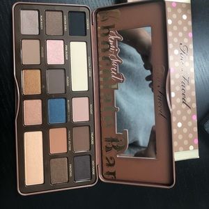 Chocolate bar palette semi sweet